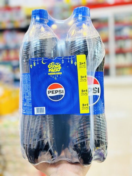 كولا بيبسي عرض( 4 قناني)